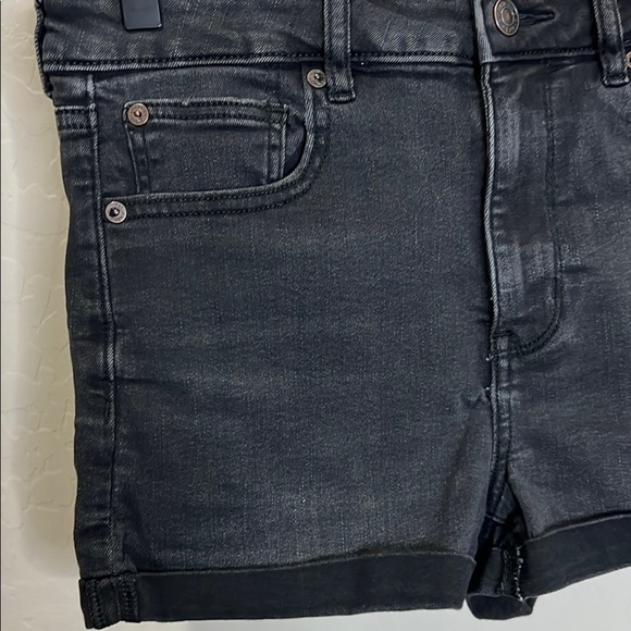 American Eagle Shorts Black Jean Cuff Next Level Stretch Super High Rise Shortie - Picture 2 of 13